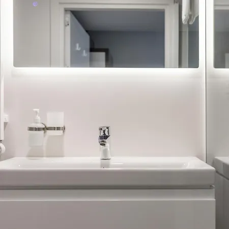 Apartamento Charming Loft In Pinewood Forest 150m To Sea