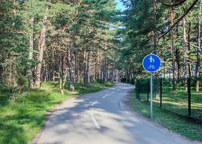 דירה Charming Loft In Pinewood Forest 150m To Sea