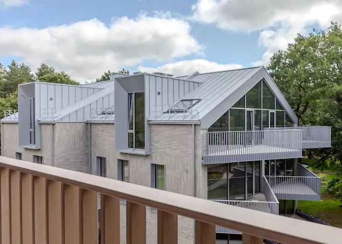 דירה Charming Loft In Pinewood Forest 150m To Sea *