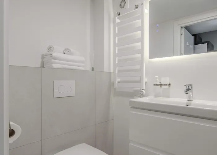 דירה Charming Loft In Pinewood Forest 150m To Sea