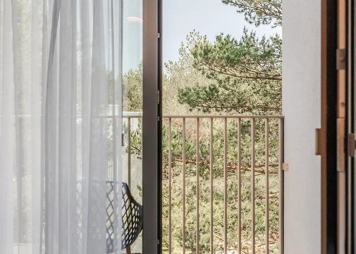 Charming Loft In Pinewood Forest 150m To Sea דירה *