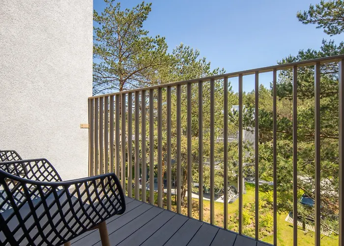 Charming Loft In Pinewood Forest 150m To Sea דירה