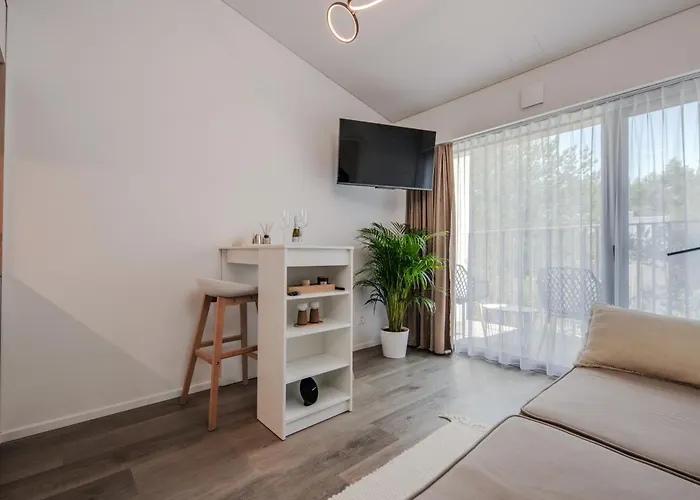 דירה Charming Loft In Pinewood Forest 150m To Sea